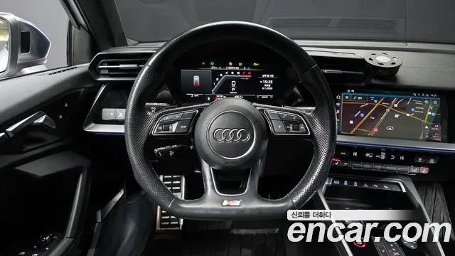 Audi S3 2023 — фото 13