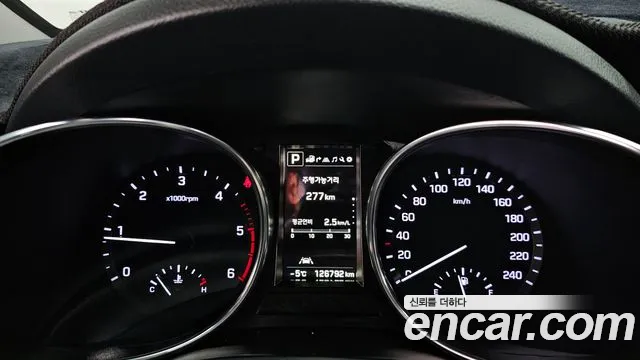 Hyundai Santafe 2017 — фото 8