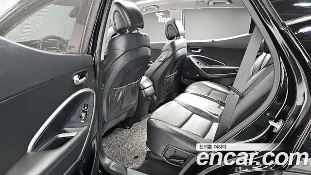 Hyundai Santafe 2017 — фото 11