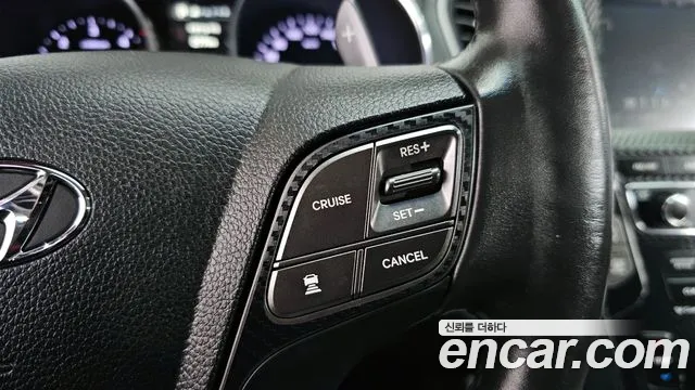Hyundai Santafe 2017 — фото 12