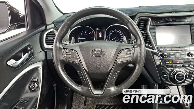 Hyundai Santafe 2017 — фото 13