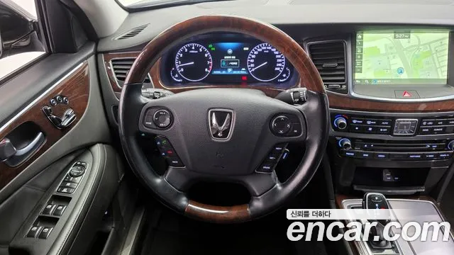 Hyundai Equus 2015 — фото 13
