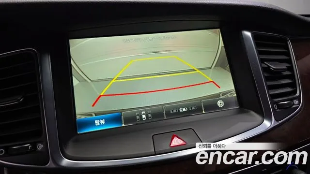 Hyundai Equus 2015 — фото 15