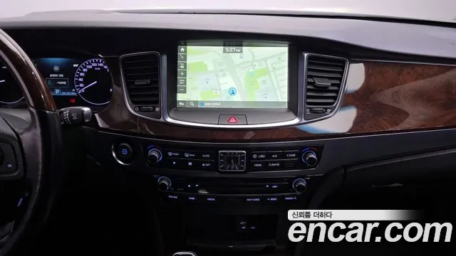 Hyundai Equus 2015 — фото 16