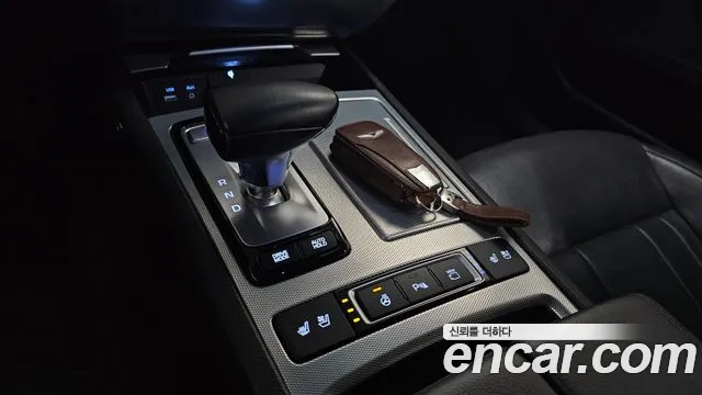 Genesis G80 2018 — фото 9