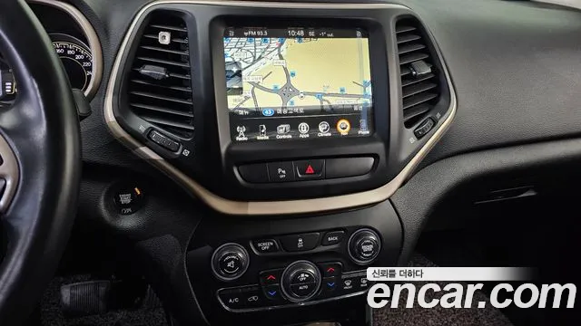 Jeep Cherokee 2017 — фото 14