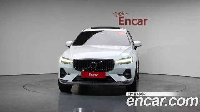 Volvo XC60 2025 — фото 2
