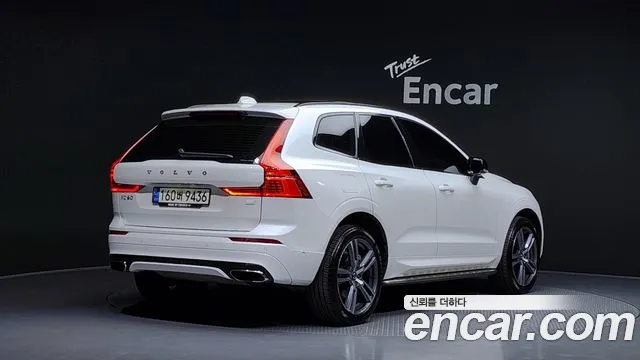 Volvo XC60 2021 — фото 2