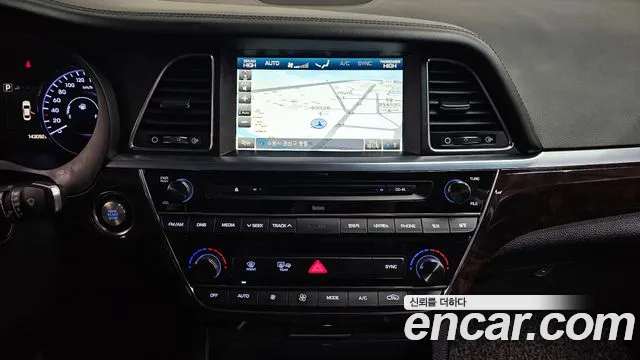 Hyundai Aslan 2015 — фото 14