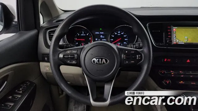 Kia Canival 2019 — фото 14