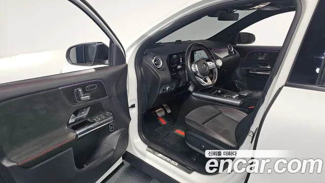 Mercedes-Benz GLA-Class 2021 — фото 10