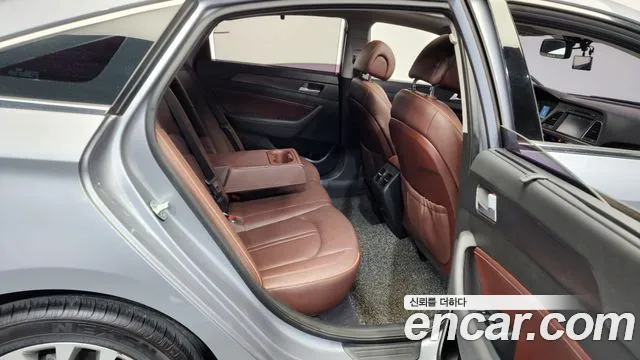 Hyundai Sonata 2017 — фото 12