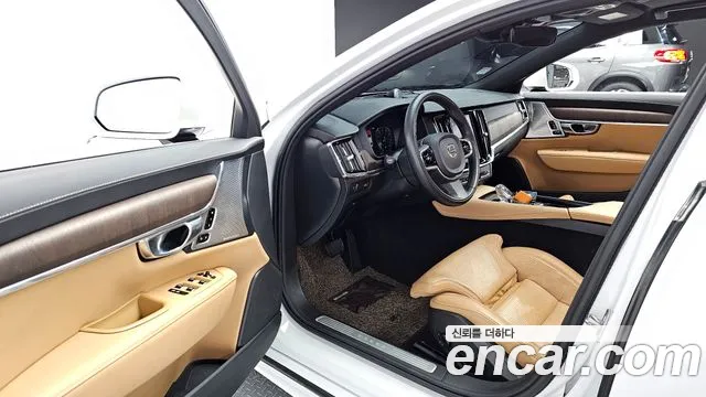 Volvo S90 2021 — фото 11