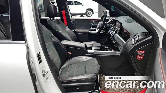Mercedes-Benz GLB-Class 2021 — фото 10