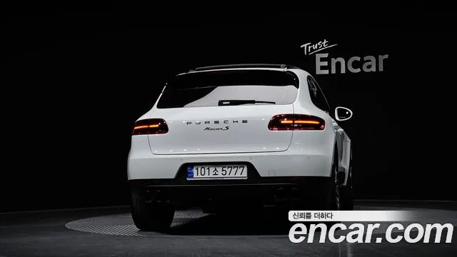 Porsche Macan 2017 — фото 4
