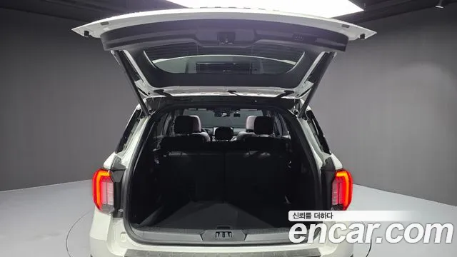Ford Explorer 2025 — фото 20