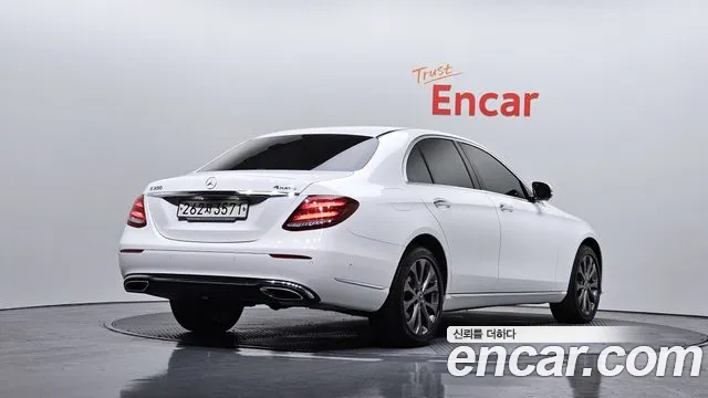 Mercedes-Benz E-Class 2018 — фото 2