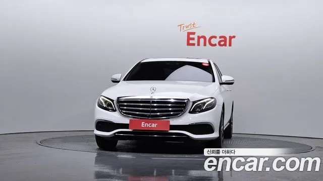 Mercedes-Benz E-Class 2018 — фото 3