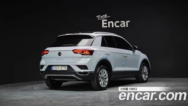 Volkswagen T-Roc 2021 — фото 2