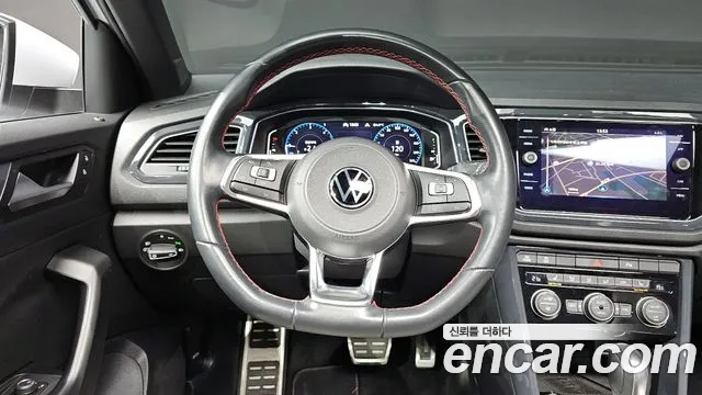 Volkswagen T-Roc 2021 — фото 13