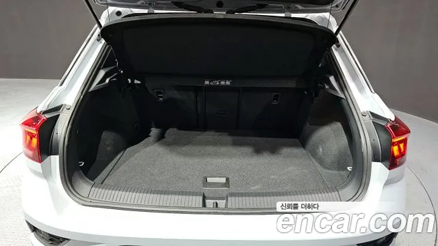 Volkswagen T-Roc 2021 — фото 20