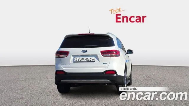 Kia Sorento 2016 — фото 4