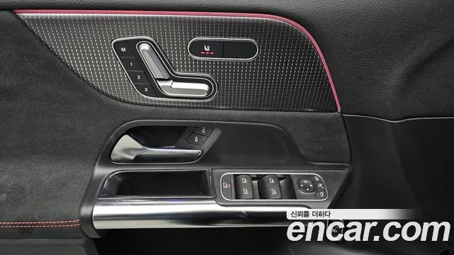 Mercedes-Benz EQA 2022 — фото 18