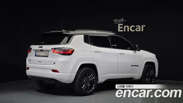 Jeep Compass 2022 — фото 2