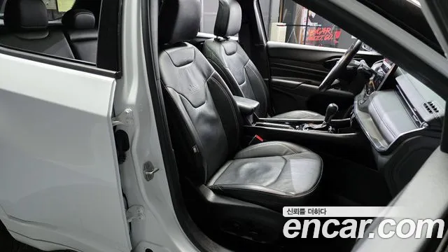 Jeep Compass 2022 — фото 12