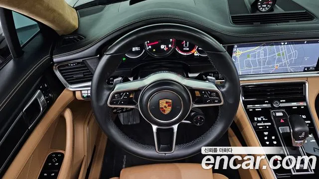 Porsche Panamera 2020 — фото 13