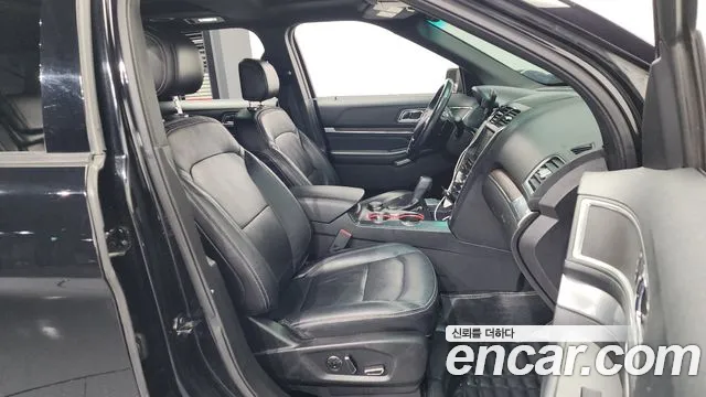 Ford Explorer 2016 — фото 11