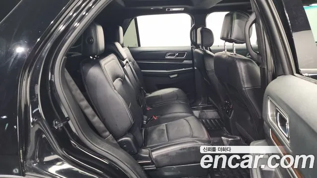 Ford Explorer 2016 — фото 12