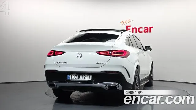 Mercedes-Benz GLE-Class 2021 — фото 4