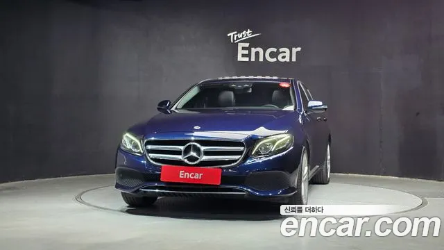 Mercedes-Benz E-Class 2018 — фото 3
