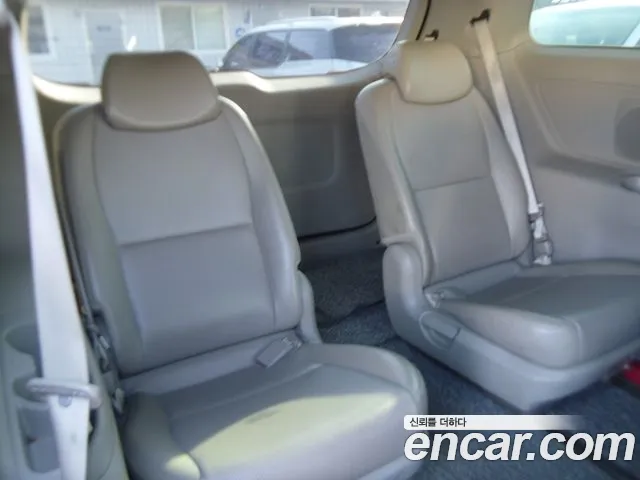 Kia Canival 2015 — фото 14