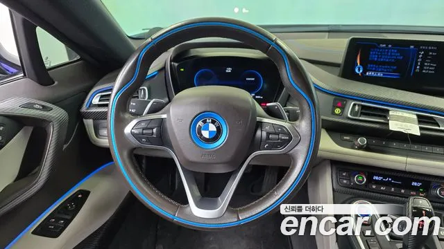BMW i8 2016 — фото 13