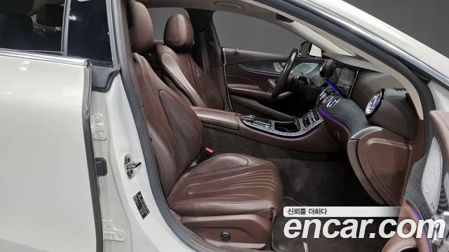 Mercedes-Benz CLS-Class 2021 — фото 11