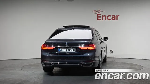 BMW 7-Series 2016 — фото 4