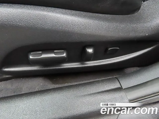 Hyundai Sonata 2011 — фото 14