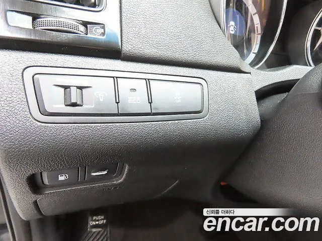 Hyundai Sonata 2011 — фото 15