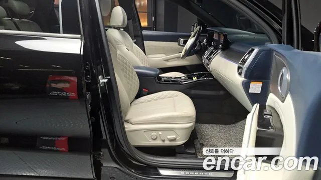 Kia Sorento 2023 — фото 11