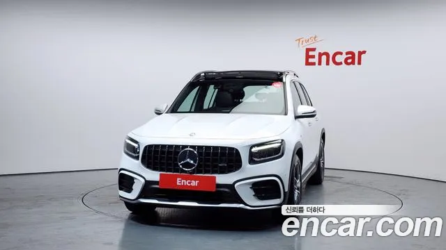 Mercedes-Benz GLB-Class 2025 — фото 3