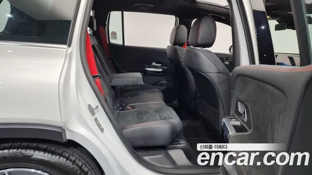 Mercedes-Benz GLB-Class 2025 — фото 12