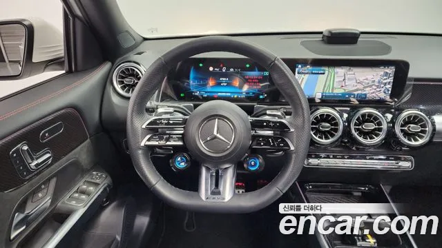 Mercedes-Benz GLB-Class 2025 — фото 13