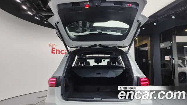 Mercedes-Benz GLB-Class 2025 — фото 20