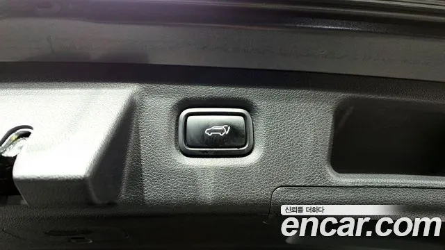 Hyundai Santafe 2021 — фото 20
