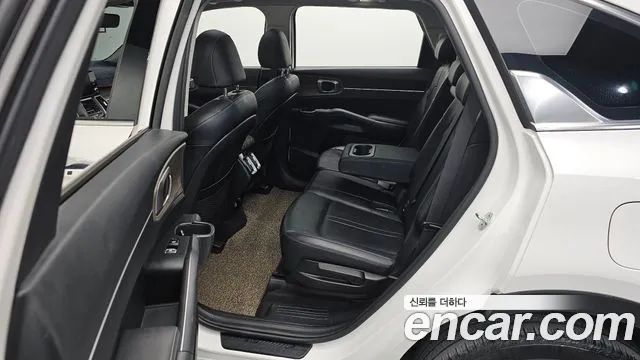 Kia Sorento 2021 — фото 11