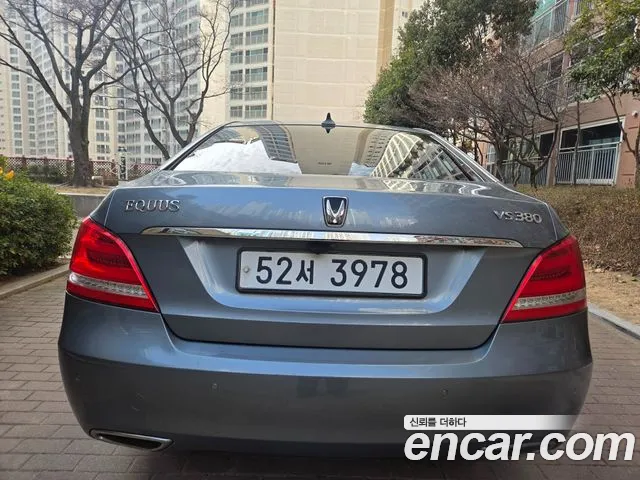 Hyundai Equus 2015 — фото 6