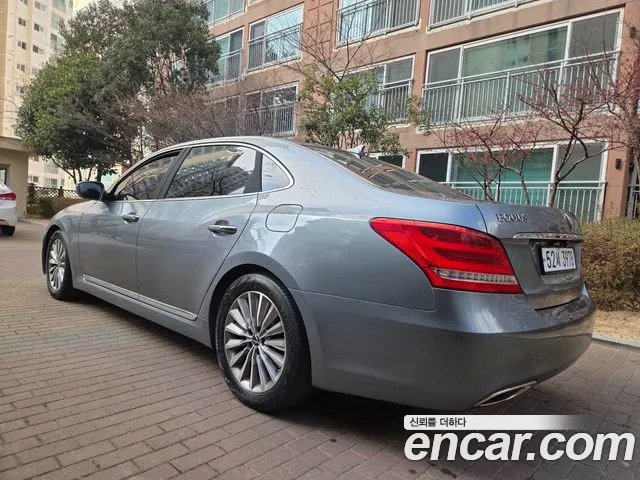 Hyundai Equus 2015 — фото 7