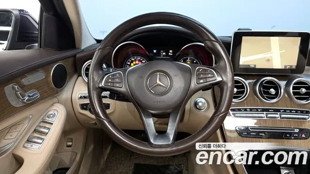 Mercedes-Benz C-Class 2016 — фото 13